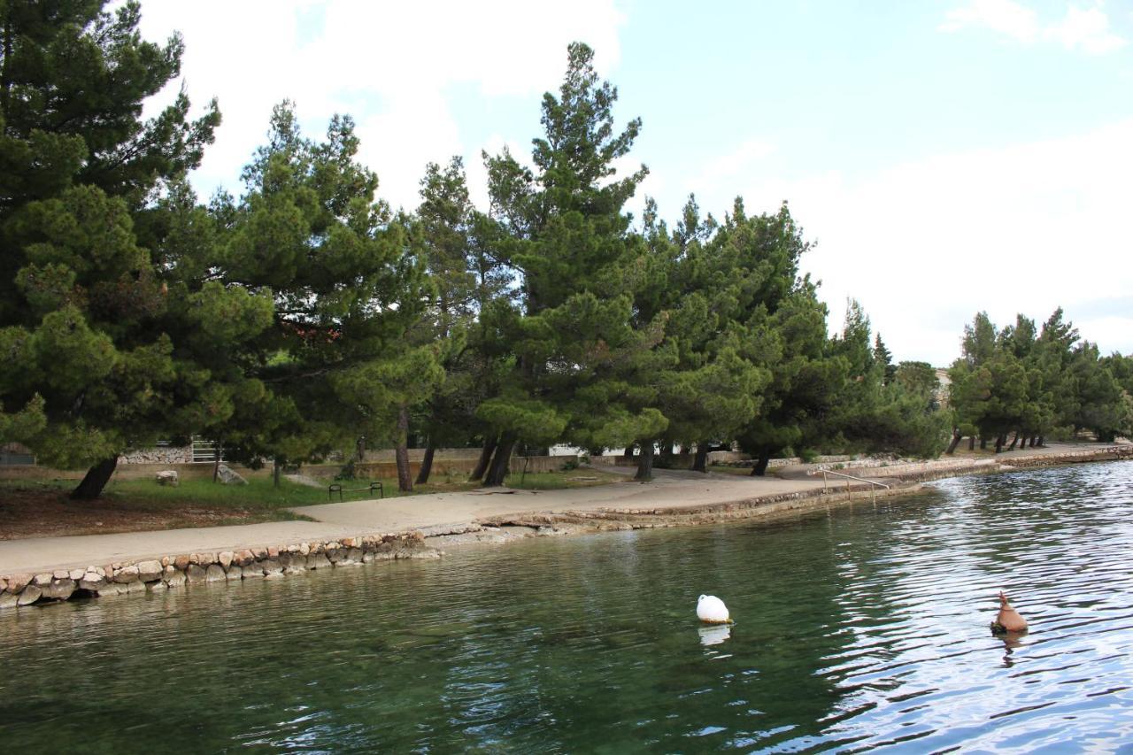 Apartments Bonaca Rovanjska Εξωτερικό φωτογραφία